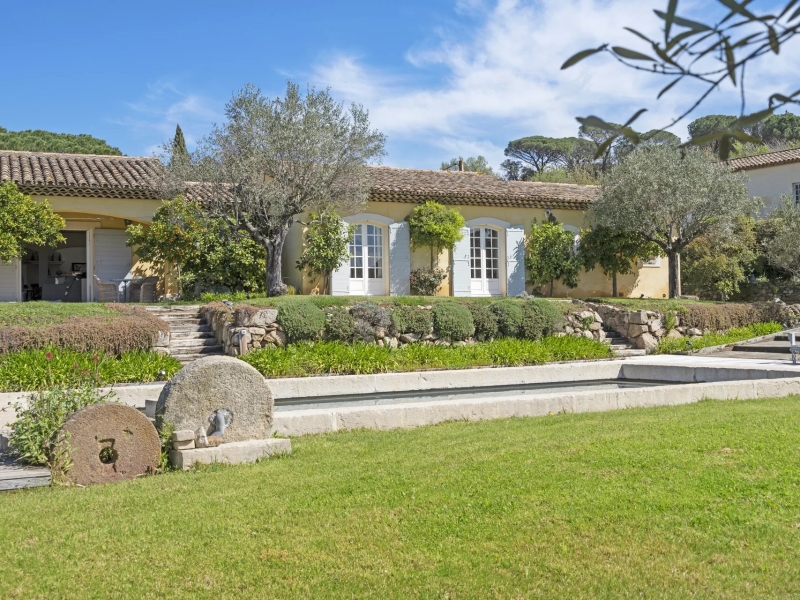 Grimaud - Villa NICOCHRIS : Charmante villa provençale avec piscine au cœur d’un cadre naturel – Grimaud
