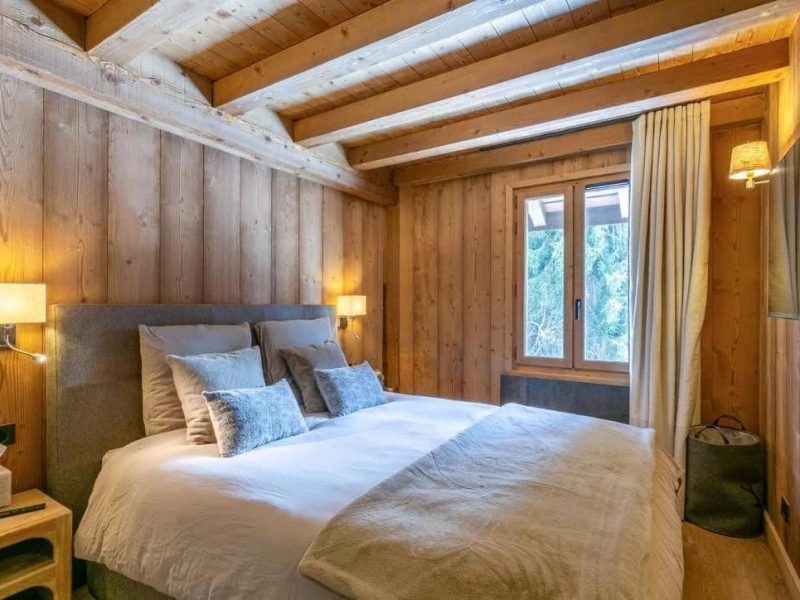 5535c10e09765359c84668140d49e30b_e2efcc9805_1086