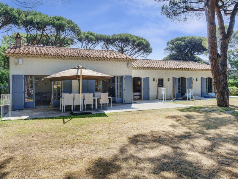 Ramatuelle - VILLA PASSADE : Domaine avec deux villas, piscine et tennis à proximité des plages – Ramatuelle