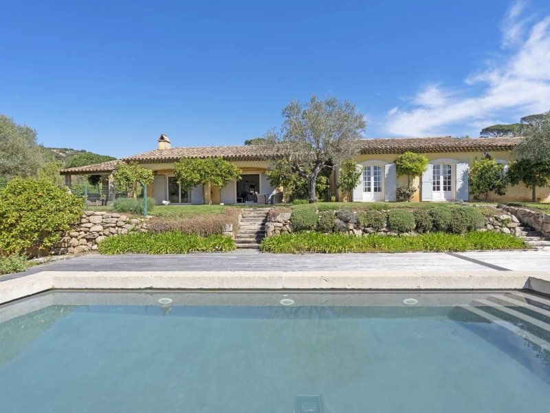 Grimaud - Villa NICOCHRIS : Charmante villa provençale avec piscine au cœur d’un cadre naturel – Grimaud