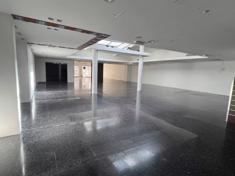 Saint-Tropez - Local commercial - 314m²