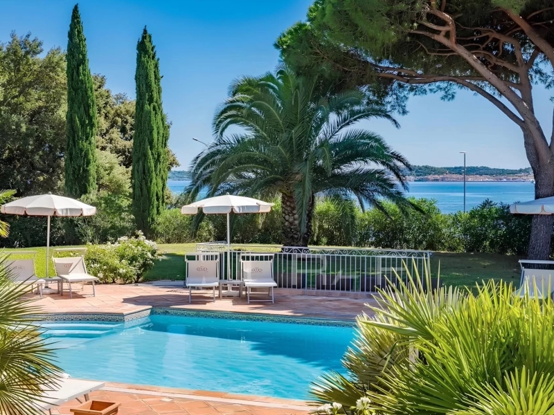 Grimaud - Hôtel Villa les Rosiers